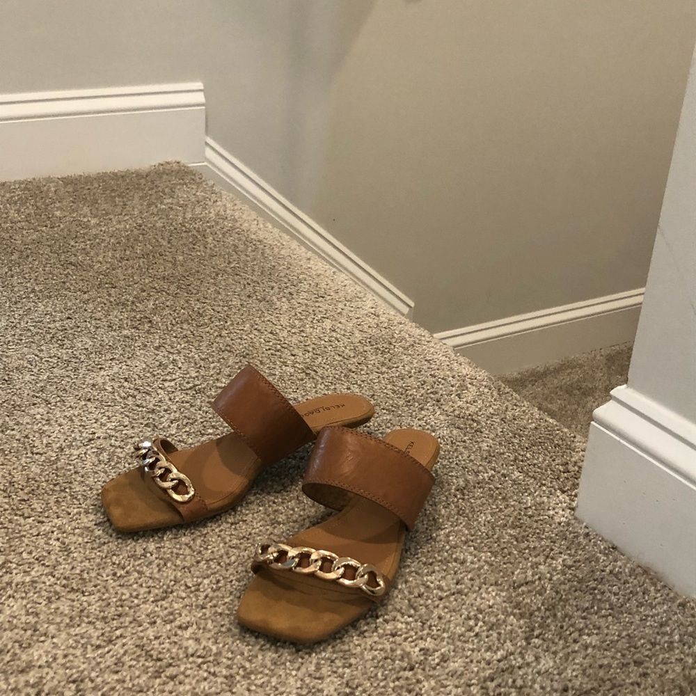 Brand new Kelsi Dagger kitten heels in tan! Size 9 1/2 .